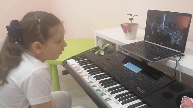 Soft Mozart: Polina. Слушание музыки. Л. Бетховен "Турецкий марш".