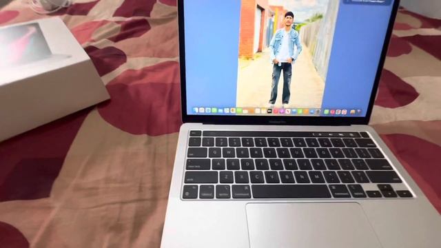 Macbook pro 2022 unboxing and review Macbook pro m2 chip unboxing international students Australia