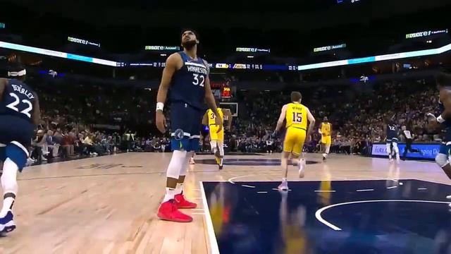 Russell Westbrick's airball 3 baffles Karl-Anthony Towns