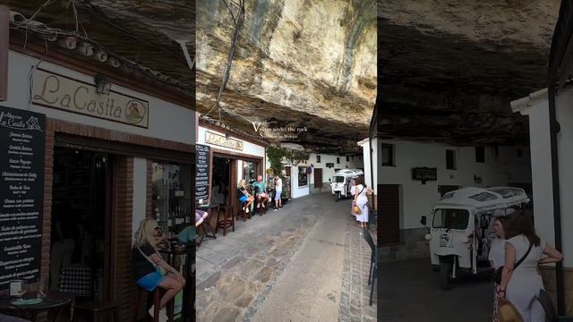 Испанская деревня под скалой, также известная как белая деревня, Сетениль-де-лас-Бодегас ⛪️