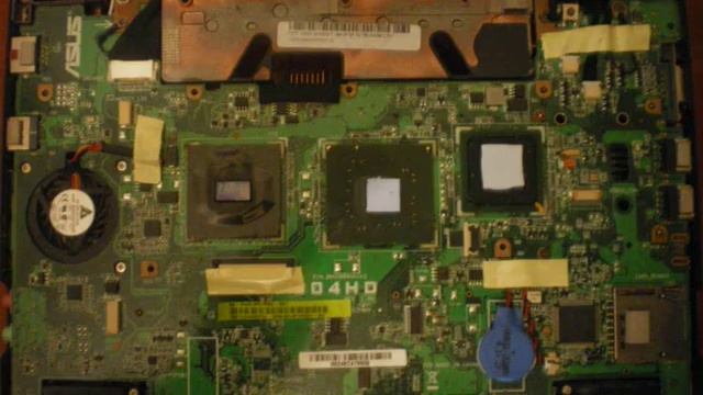 Desmontar Asus Eee PC 1000 HD - Pantalla rota