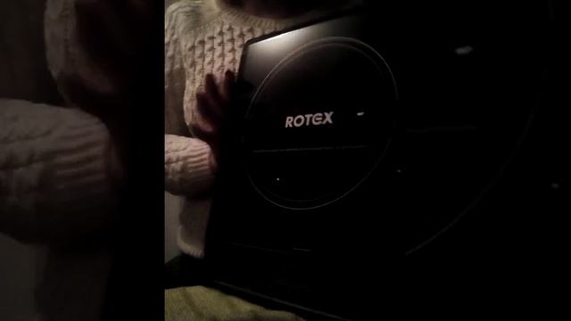Распаковки индукционной плиты Rotex RIO180-C