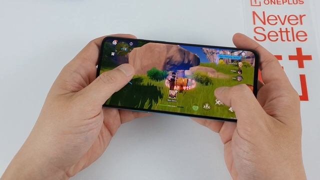 Oneplus 8T test game Genshin Impact