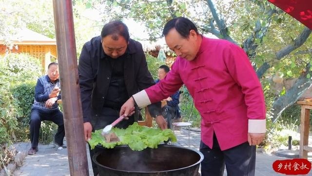 Fresh Beef Ribs with MASSIVE Ginger Recipe! Fried and then Stewed For Hours!   Uncle Rural Gourmet