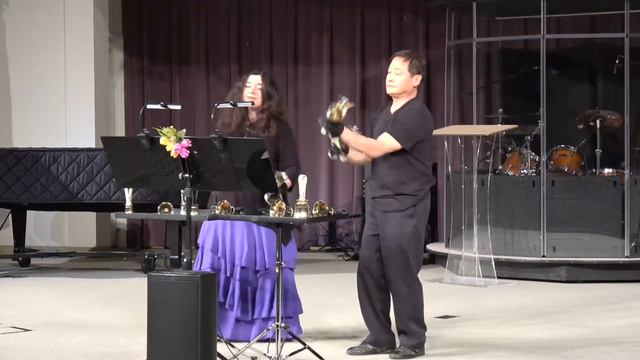 Greensleeves / What Child Is This (Handbell Duet) - Larry and Carla in California