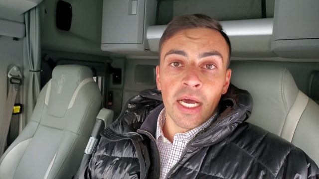 Перевозка сырой нефти, Зарплата, грузовики, водители грузовиков. Альберта, Канада. 2020