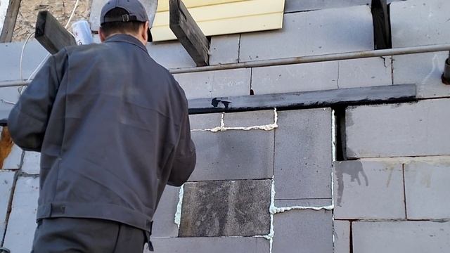 Сравнил пену Технониколь, при кладке газаблока