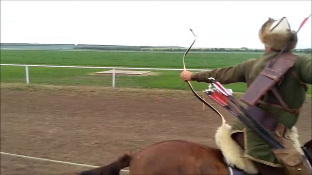 Конная стрельба из лука 1