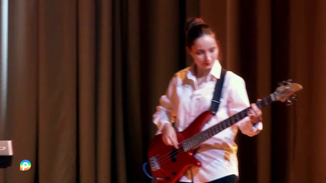 Красноселькуп.Ансамбль педагогов КДШИ "Джазовые мелодии" (Концерт ко Дню учителя в новом КСК )