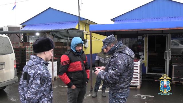 В Ростовской области сотрудники подразделения по вопросам миграции провели рейдовые мероприятия