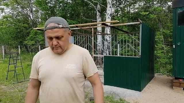 Дровенник из профнастила Часть 2.