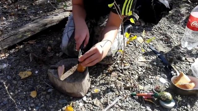Осенний поход в лес. Рецепт супа от Штыка. Костëр. Чая. Новые места.