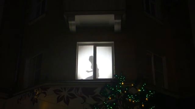 Необычная реклама окон БФК-Красноярск.MP4
