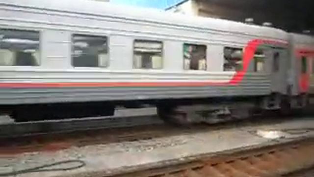 Скорый поезд №285 Мурманск-Новороссийск прибыл на станцию Ростов главный.08.08.11