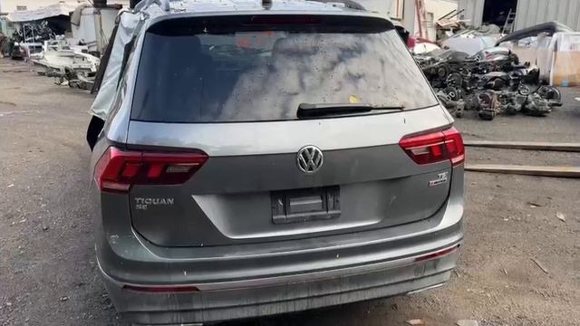 2018 Volkswagen Tiguan, 2.0T Se/2.0T Sel 2.0L в Беларусь за $6500