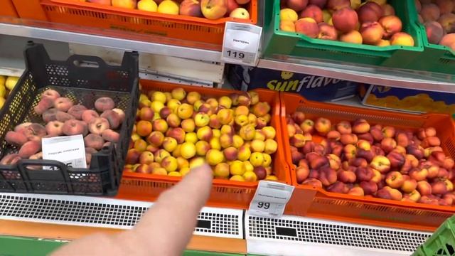 Краснодар сегодня. Цены на фрукты, овощи, мясо. Славица знаменитое мороженое.