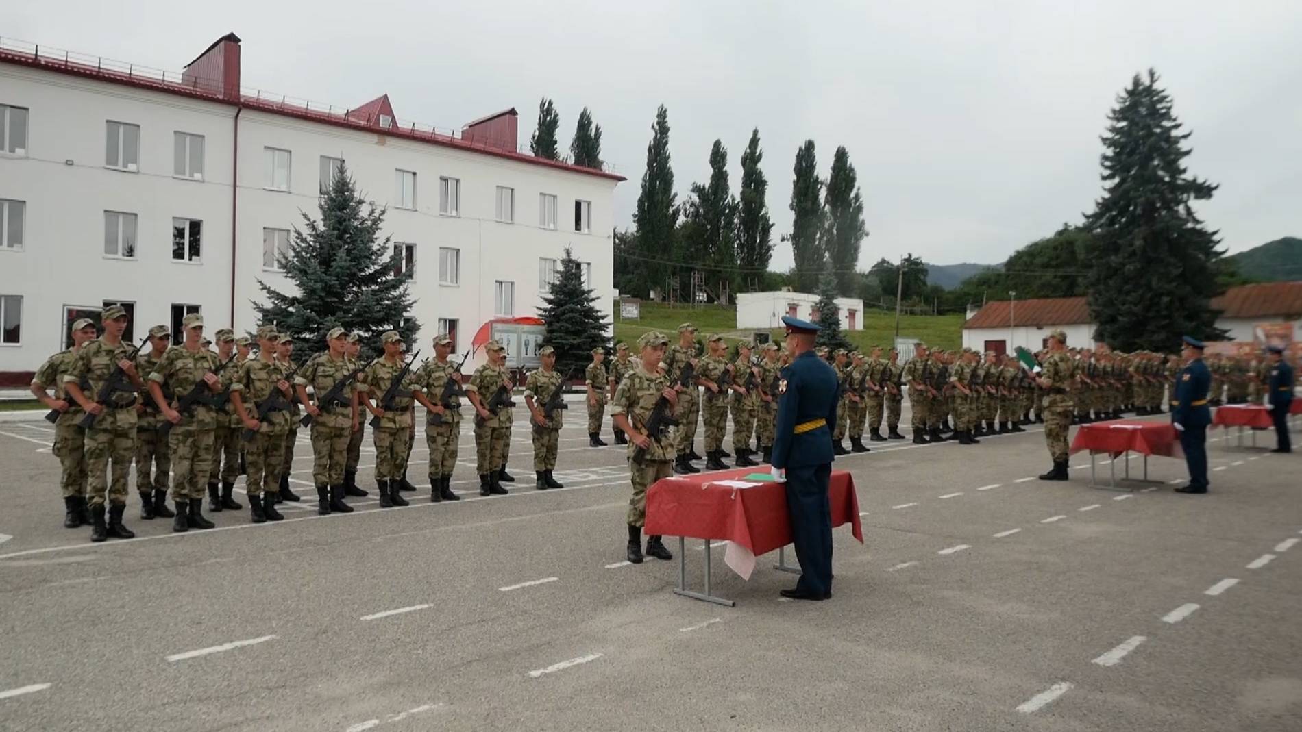 Новобранцы воинской части Росгвардии принесли торжественную клятву на верность Родине