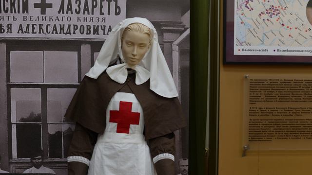 Выставка Российского общества красного креста