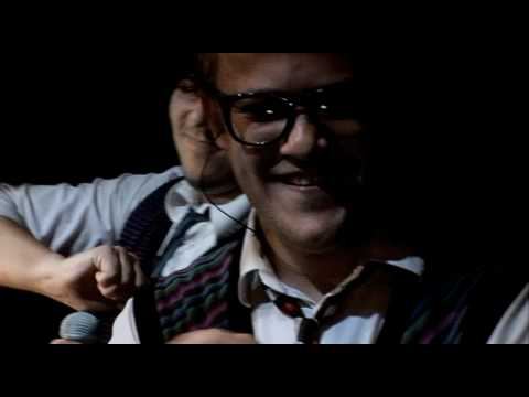 Jukebox trio "What's the Buzz" (Jesus Christ Superstar)