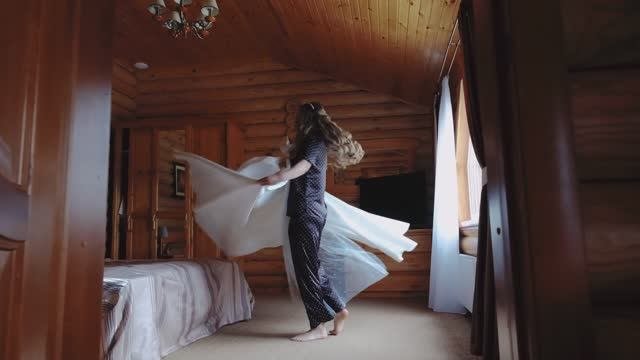 Расслабится и получать от этого дня удовольствие.mp4