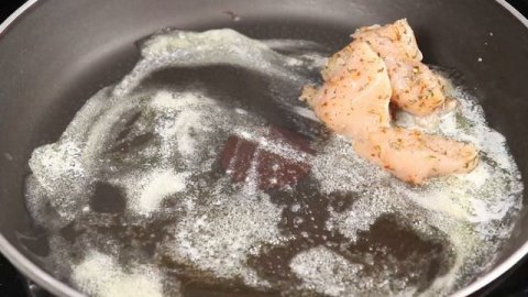 Быстрый ужин. Куриное филе в сливочном соусе!