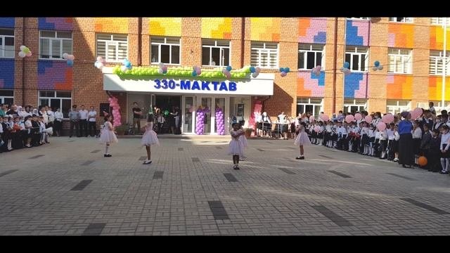 Первый звонок 6 сентября 2021 г. 330 школа 3-К класс