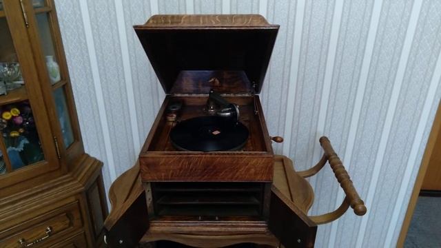 Граммофон His Masters Voice, КРАСАВЕЦ!