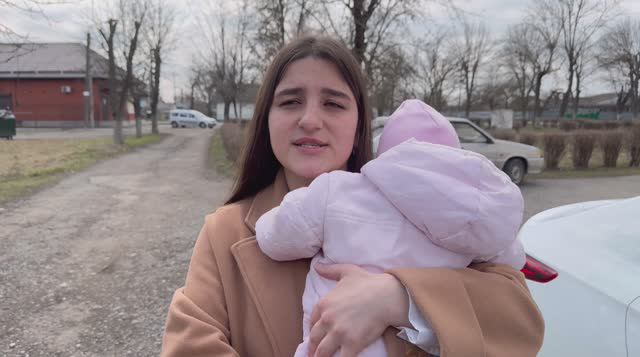 На выборы Президента России Кристина Подковырова пришла со своей маленькой дочкой Ульяной