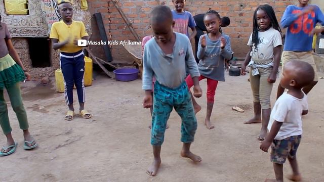 Masaka Kids Africana Dancing - Koona || Funniest Home Videos #2