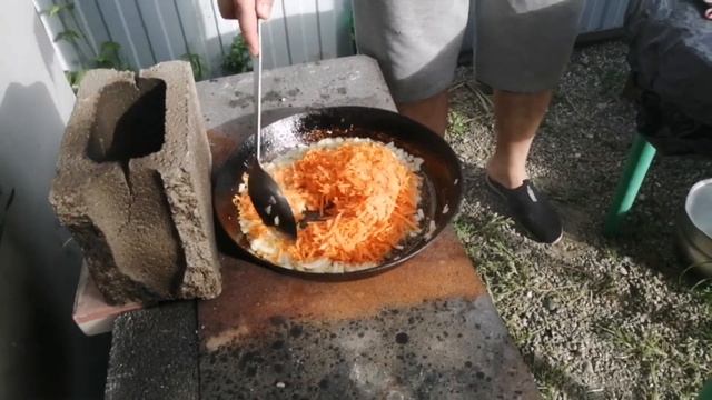 Как приготовить щавелевый борщ как в детстве.