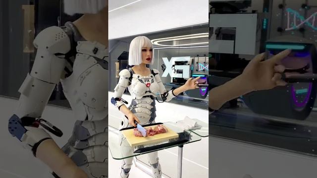 В сети слили еще один ролик с той самой бешенной фабрики роботов из Китая
