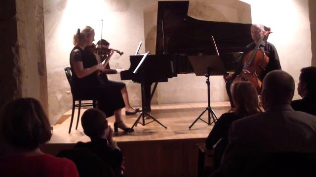 A. Dvořák, Piano Trio op.90 "Dumky" No. 5 - "Maestrio"