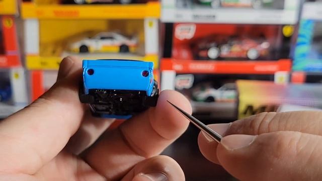 I'm a Little Disappointed... Mini GT - Top Secret Gold Nissan R32 & LBWK Kenmeri - Tokyo Auto Salon