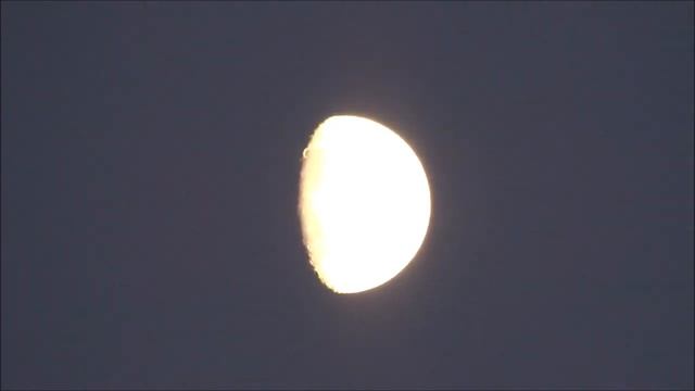 Moon. Sony DSC-HX300.