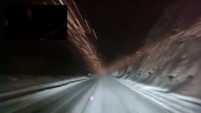 Дорога вдоль Байкала от Слюдянки , начало снегопада ,VOLVO FH 540