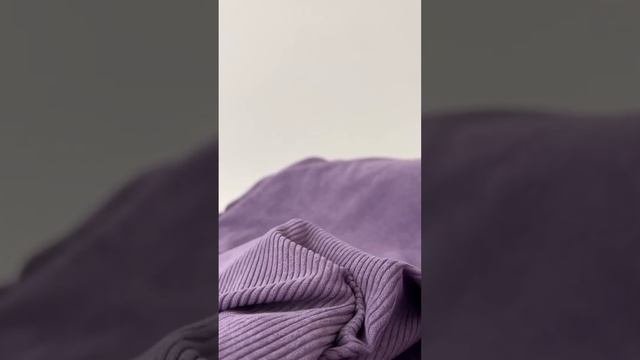 ? Вельветовые наряды вновь завоёвывают вершины модного Олимпа.