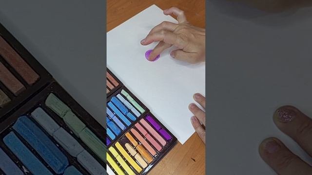 СТИЛИЗОВАННЫЕ ? ПАСТЕЛЬНЫМИ МЕЛКАМИ