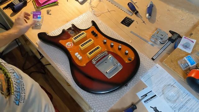 Restoring a Soviet Guitar - Ural 650 Part 1