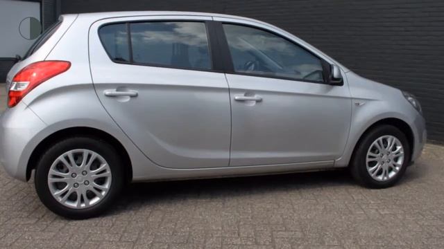 Hyundai i20 1.2I BUSINESS EDITION (Climate control, radio/CD)