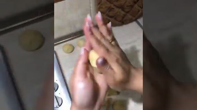 Пирожки слоистые на завтрак