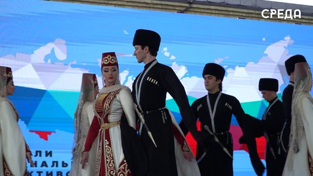 В Каспийске состоялся Праздник народной песни и танца «Мой Каспий»