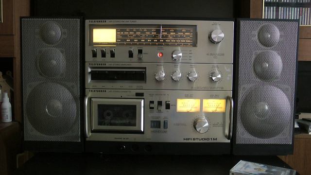 19 Telefunken Hi Fi studio 1M