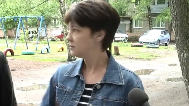 Автомобильная парковка или детская площадка