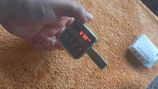 Портативный мини-динамик с FM-радио TD-V26