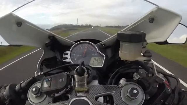 2009 Honda CBR1000RR FIREBLADE. 1/4 mile test run