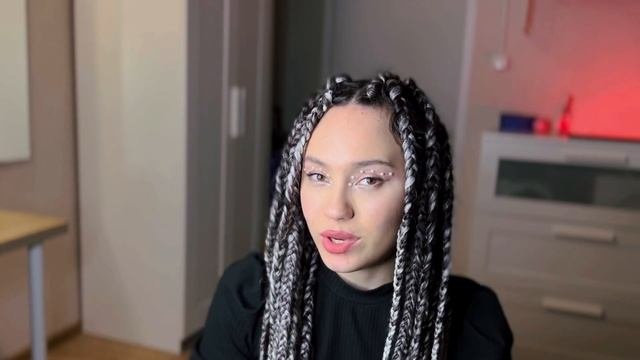 Причёски из Афрокос. Простые и удобные причёски за 1 минуту ?