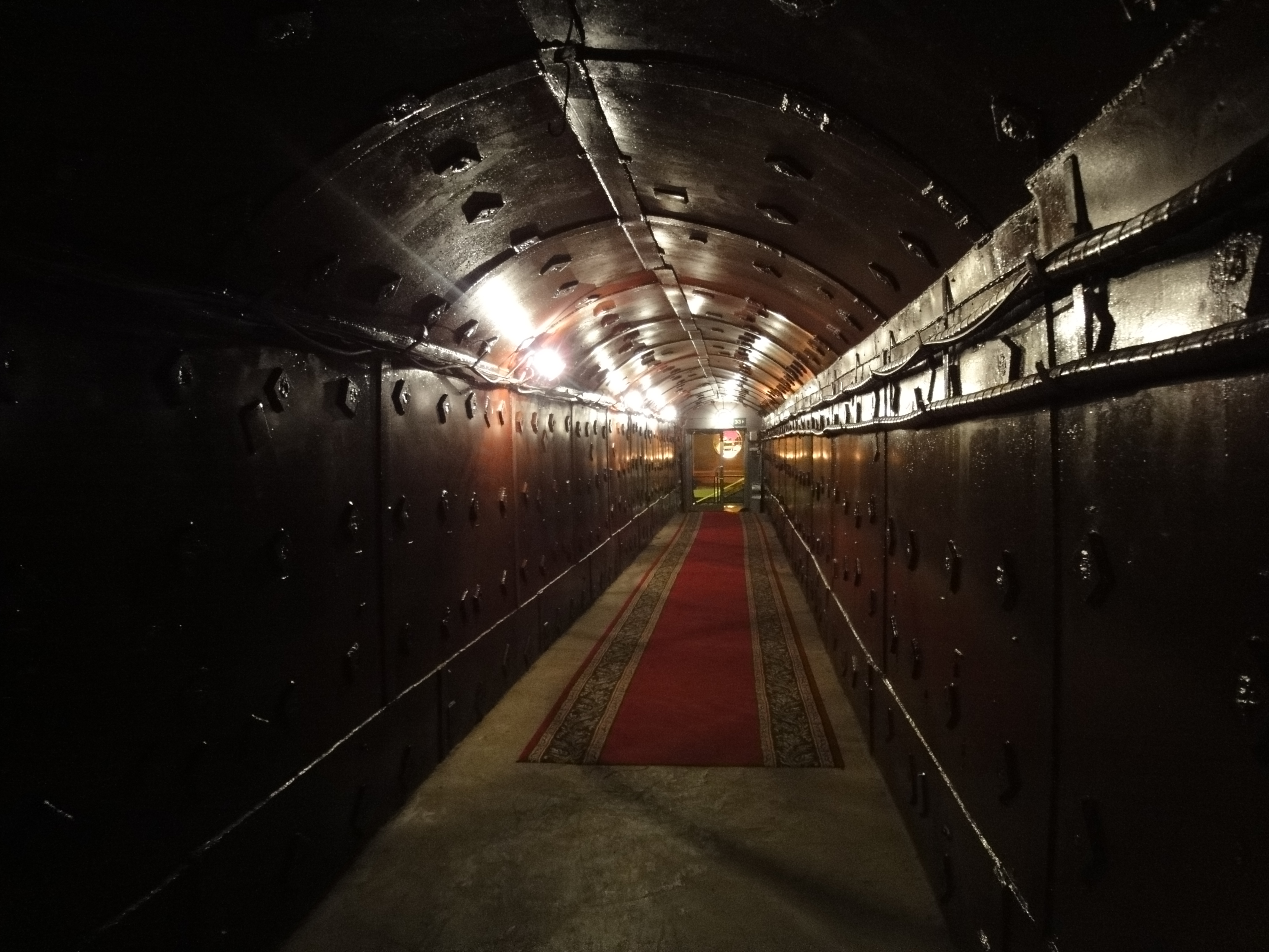 Купеческие подвалы под сталинкой