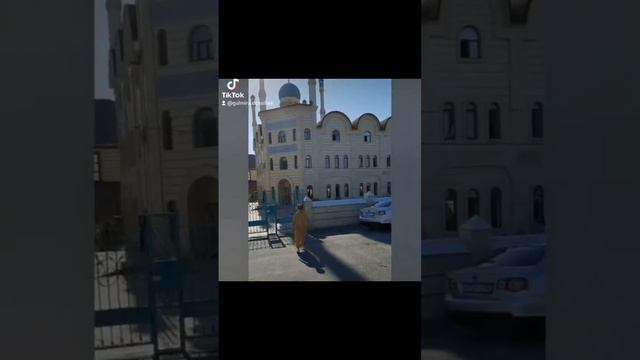 Кентау мешіт, медресе