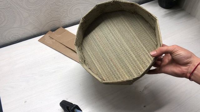 Порванный пляжный коврик не выкинула, а пустила в дело. Теперь это не мусор, а полезная вещь