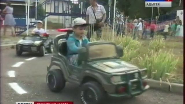 Полицейские организовали для детей из детсада Маленькая страна посещение автогородка в Майкопе